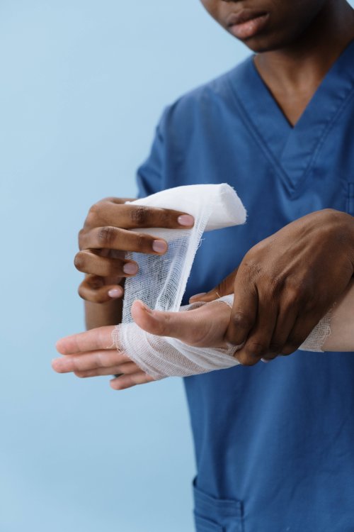 Urgence blessure ouverture point de suture proche de Perigueux