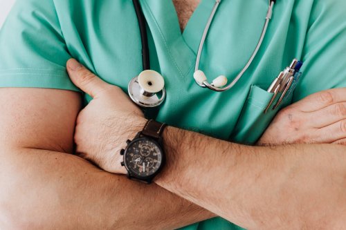 Admission urgences non vitales malaises et brûlures Libourne